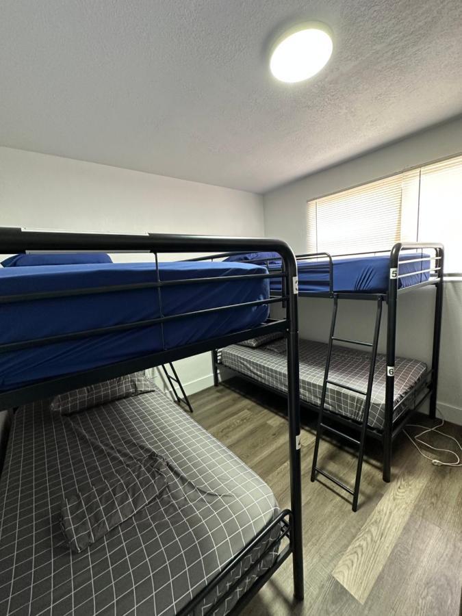Wynwood Beds Hostel Miami Bagian luar foto